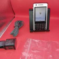 50 urządzeń Telefon Sony Ericsson P1i Srebrny Czarny Nostalgia Rzadko spotykany w dobrym stanie